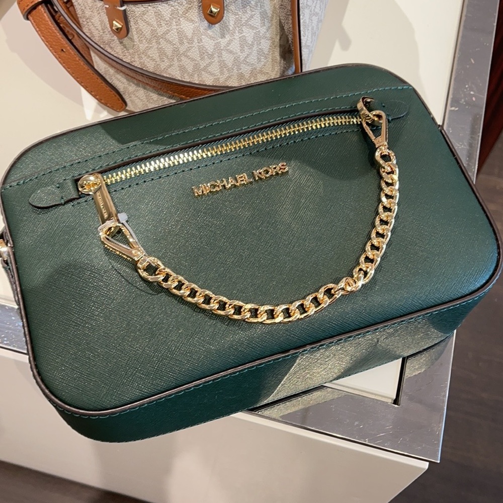 COPY - Michael Kors Jet Set Item Large East West Zip Chain Powder Blush Crossbo… - Picture 3 of 14